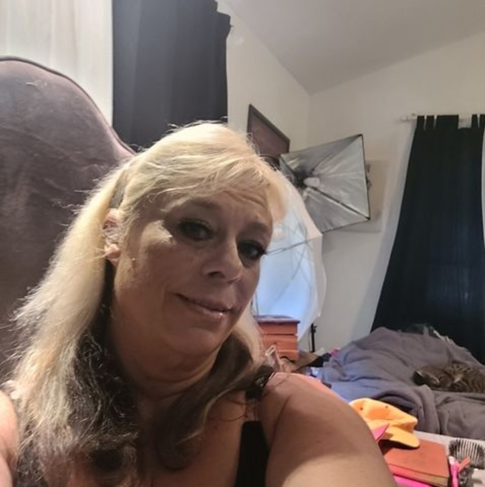 Meet your Posher, Tina